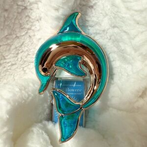 *SOLD ON MERCARI* Bath & Body Works Wallflower Holder Dolphin NightLight NWT